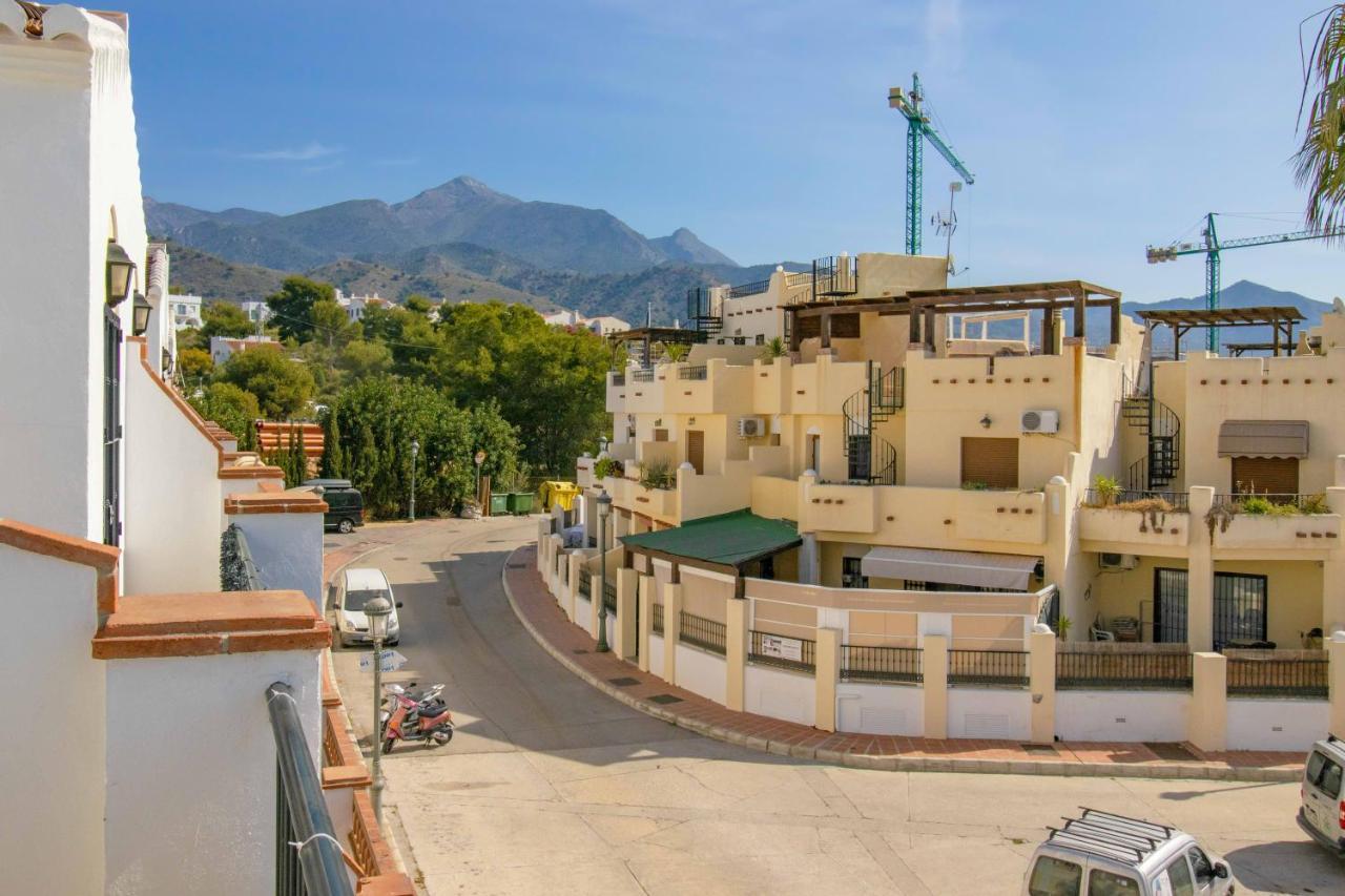 Apartamento Apt Nerja Chimenea With Ocean View, A/C, & Fiber Exterior foto